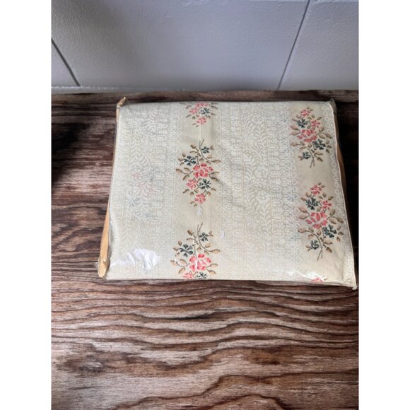 Thomaston Twin Sheet Set Forget Me Not No Iron 70% Polyester 30% Cotton - Picture 3 of 8